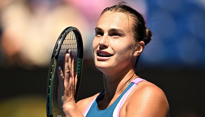 Ominous Sabalenka sets up Australian Open semi-final with Linette