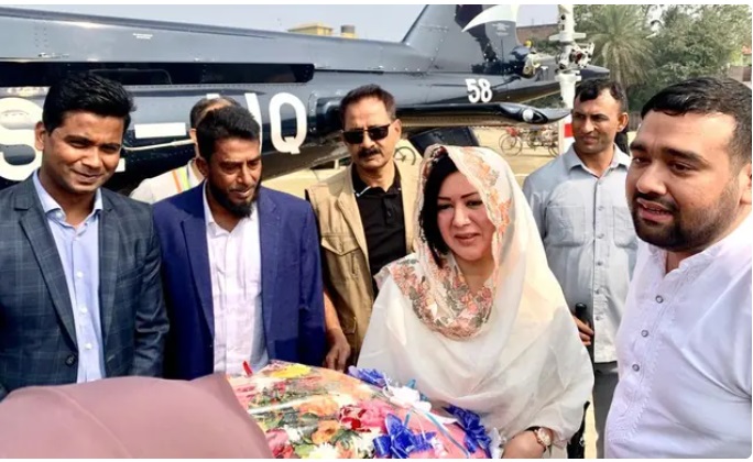 Bashundhara Group Director Sabrina Sobhan gifts orphans in Kushtia 