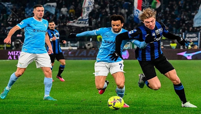 Atalanta go third with win at Lazio as Roma stumble