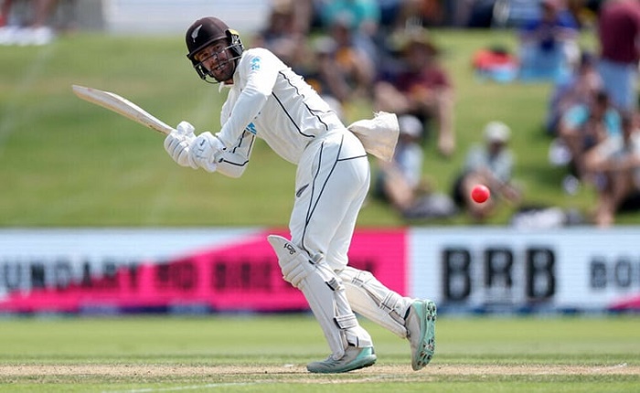 Blundell leads New Zealand fightback in England first Test