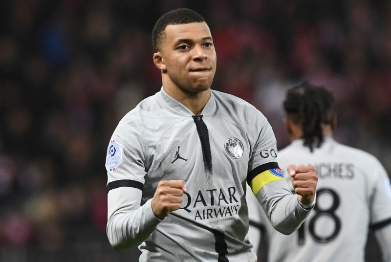 Mbappe scores last-minute winner as PSG bounce back from European exit