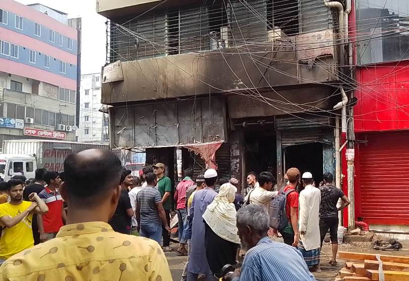 Fire at Badda’s sweetmeat shop doused