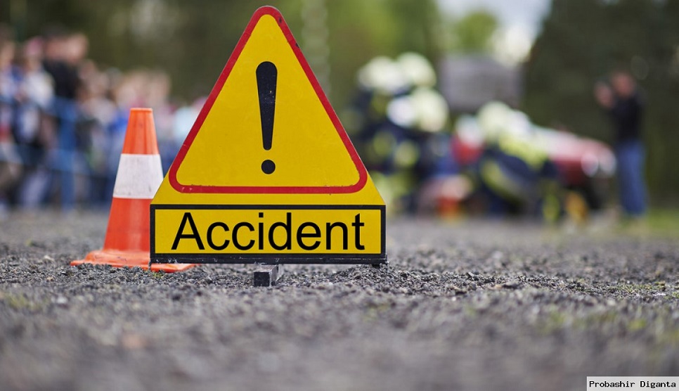 NSU student killed as covered van rams bike in Lalbagh