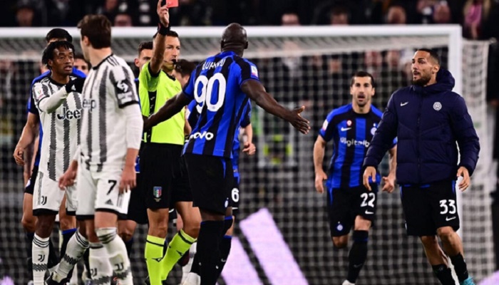 Lukaku snatches late draw for Inter in fiery cup clash at Juve