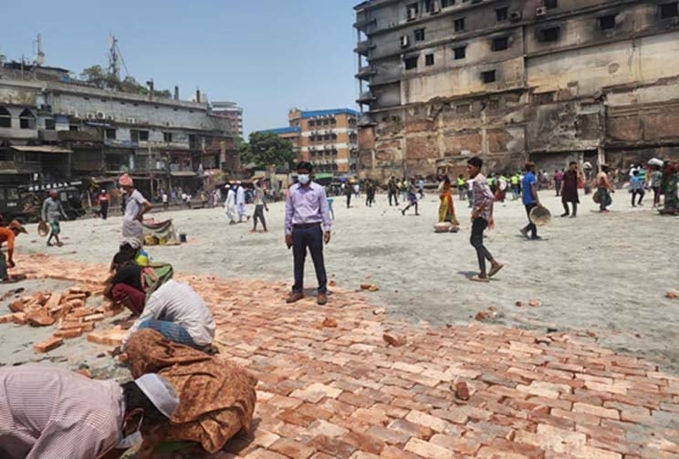 Traders of Bangabazar will be able to resume business soon: DSCC