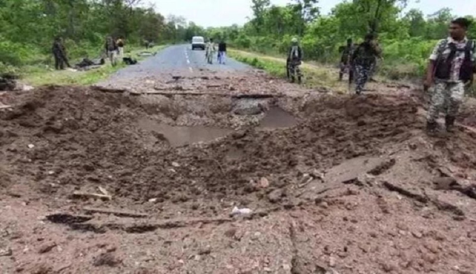 Ten Indian police killed in Maoist rebel attack