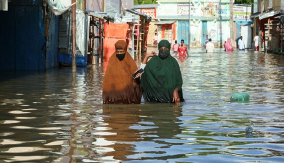 Flooding in Somalia displaces 200,000 people: official