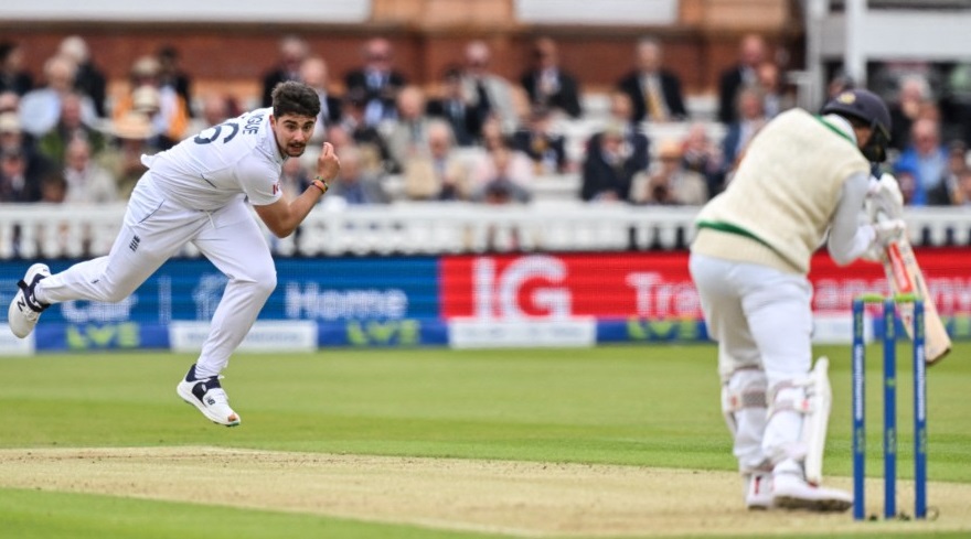 England newcomer Tongue enjoying 'chilled' environment
