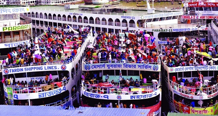 30 lakh Eid holidaymakers to leave Dhaka, adjacent districts by waterways: Nat’l Committee