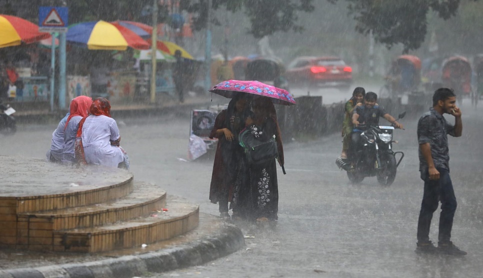 Rain likely to decrease, temperature may rise