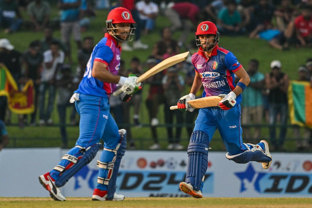 Afghanistan Elect to Bat First, Bangladesh Make Three Changes