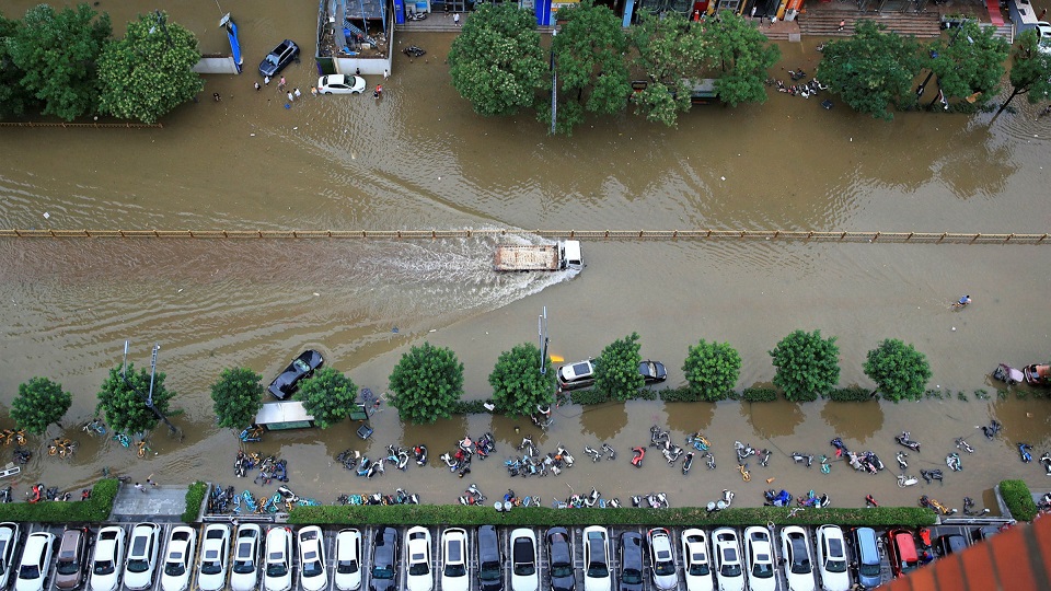 Death toll rises to 30 in northern China floods