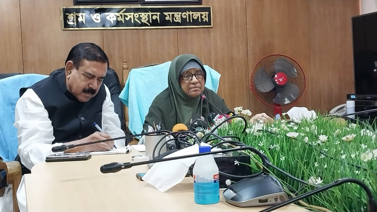 Don’t get excited over wage board, Munnujan to RMG makers