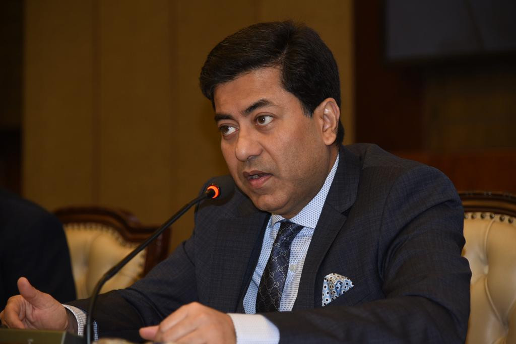 Taposh asks officials to get tough on businesses running sans trade licence