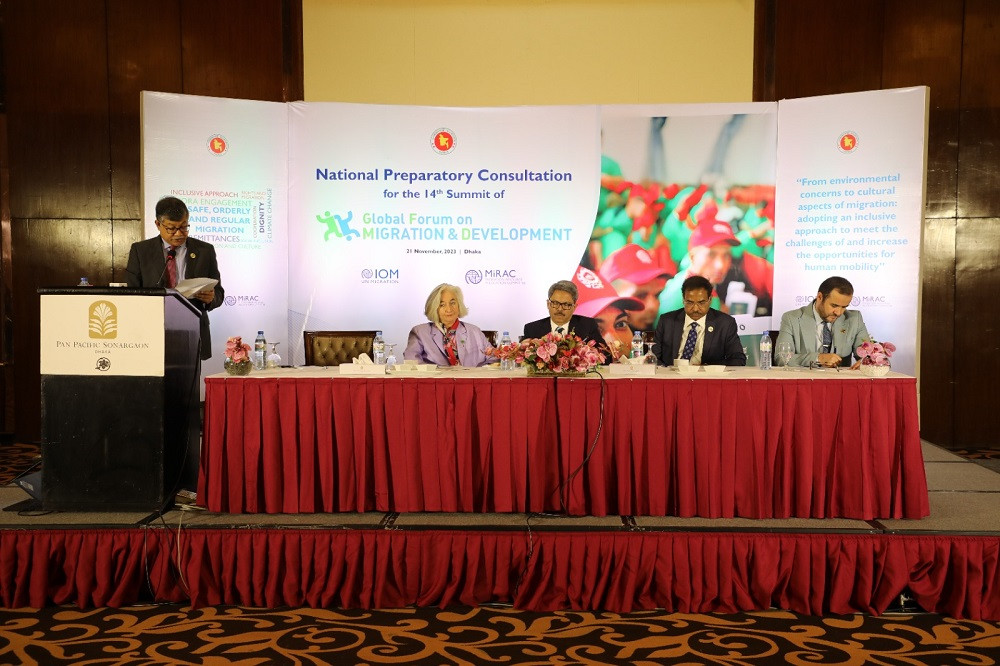 Shahriar calls for prioritising climate migrants’ needs