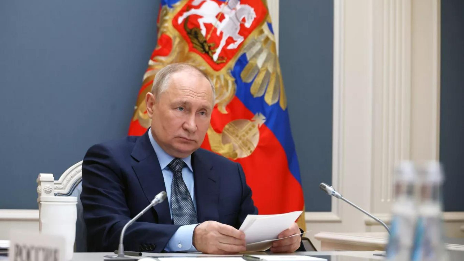 Putin Signs Law to Tighten Control Over Foreign Trade Transactions