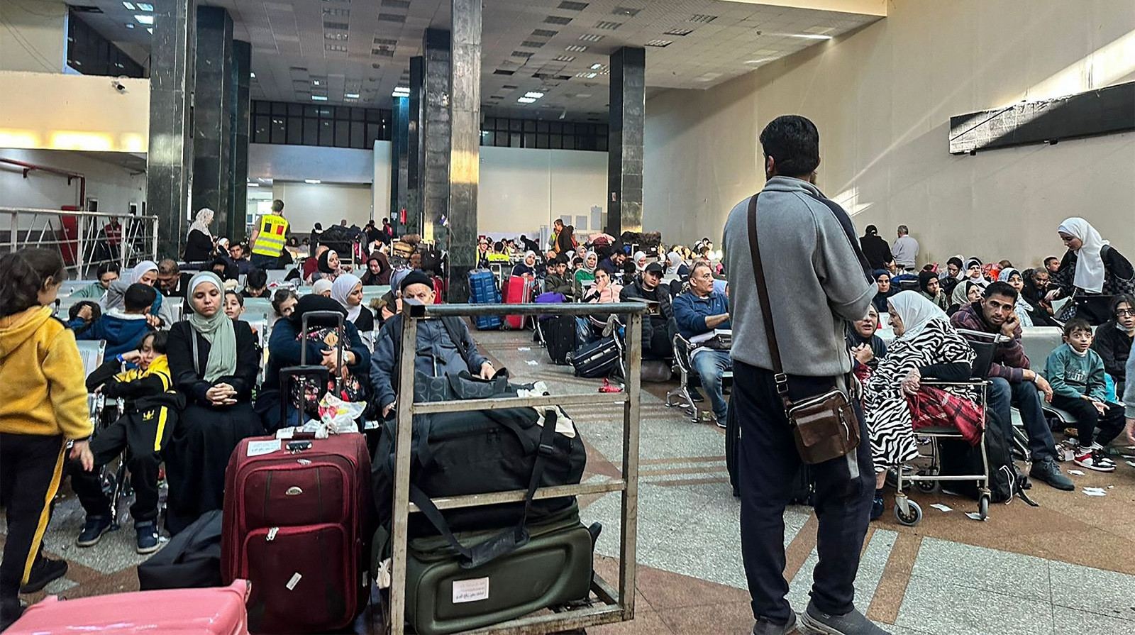 Israel expands offensive in Gaza