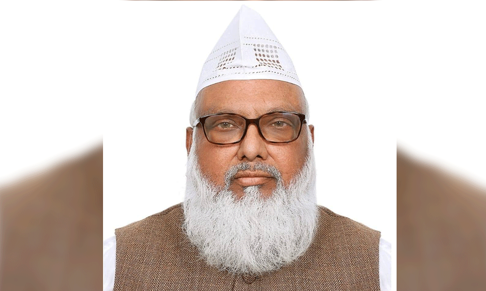 Najibul Bashar Maizbhandari steps aside from polls