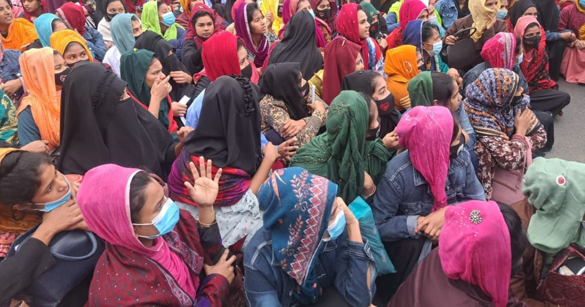 RMG workers in Gazipur demonstrate for wages set by govt