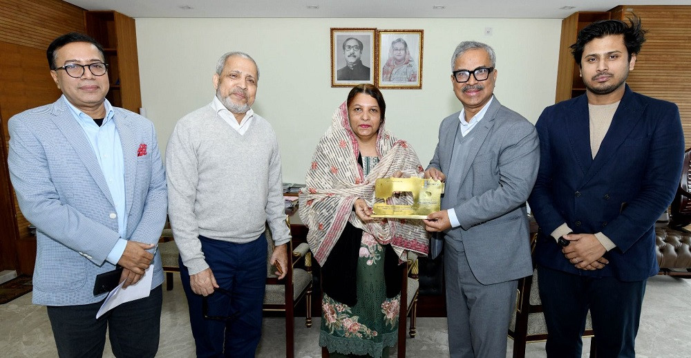 BGMEA requests NBR to ensure seamless services for RMG sector