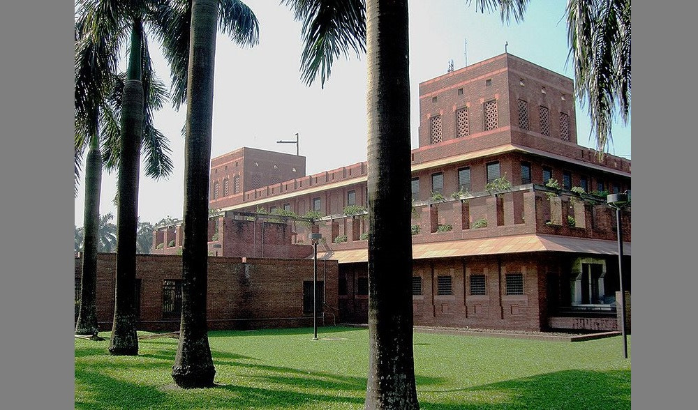 US Embassy Hosts First Ever TechCamp in Bangladesh to Empower Young Journalists