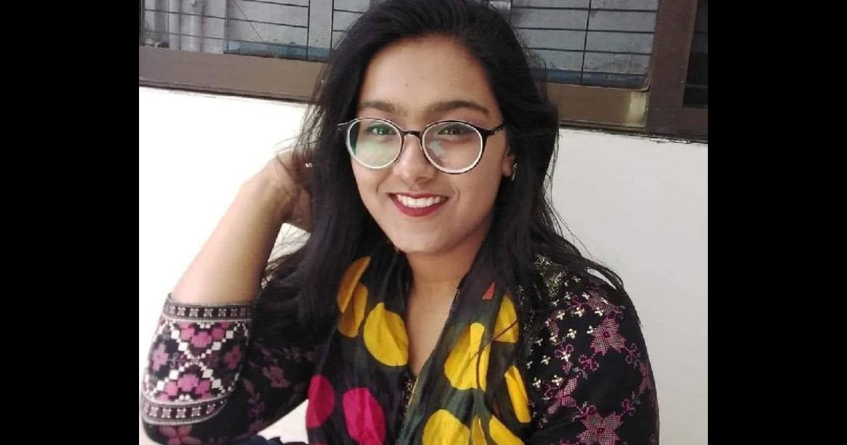 ‘Baba, I'm trapped, save me’