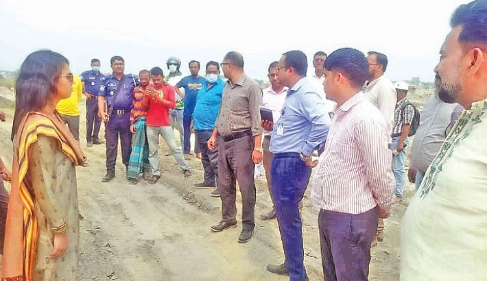 Gangster jailed for cutting soil illegally in Keraniganj