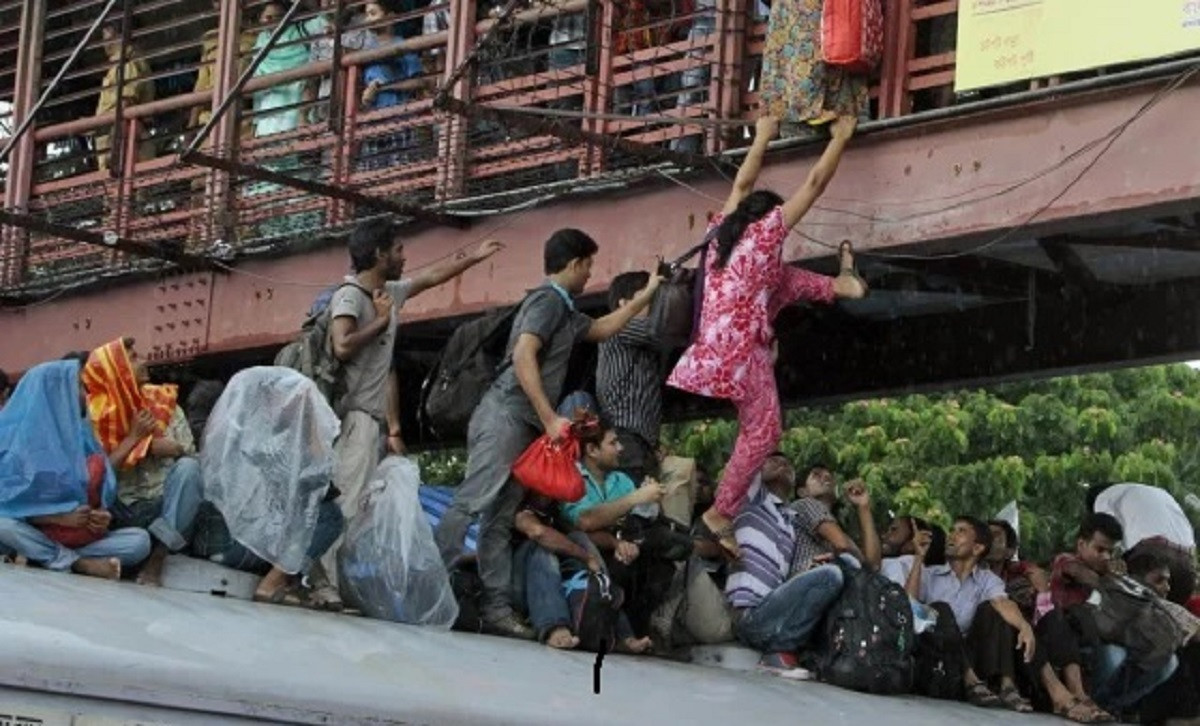 Safety first: Eid holidaymakers advised against rooftop travel