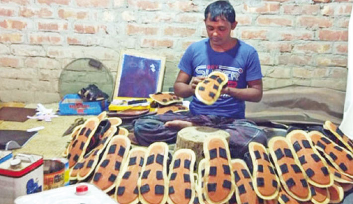 Kaluhati shoe village buzzes with diversified footwear on Eid