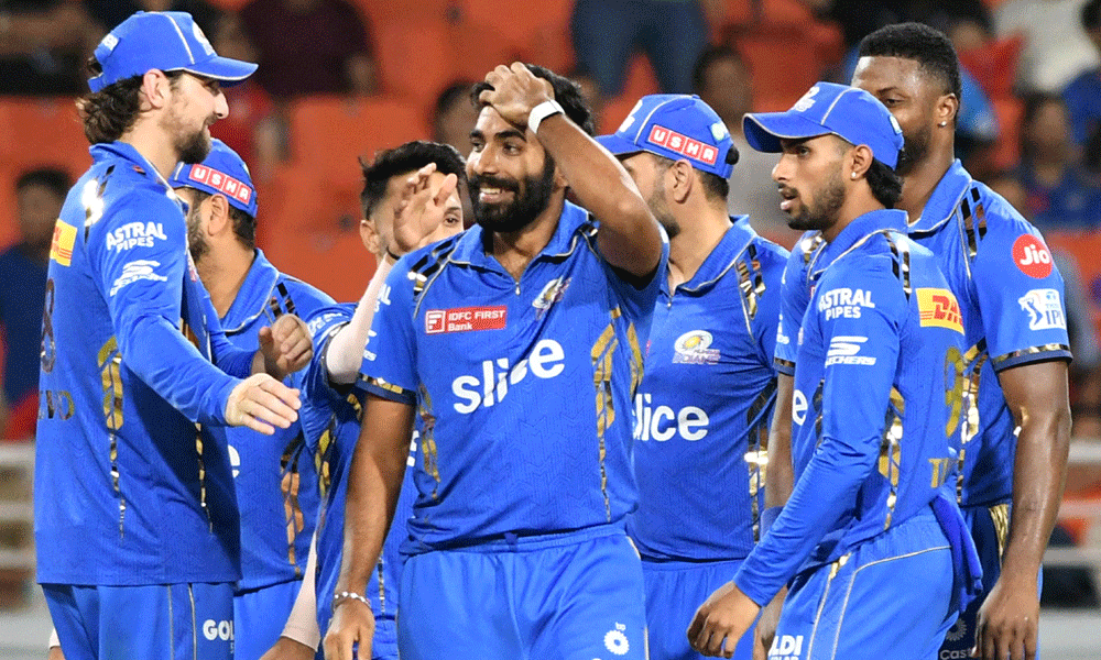 Mumbai survive Ashutosh Sharma scare to beat Punjab