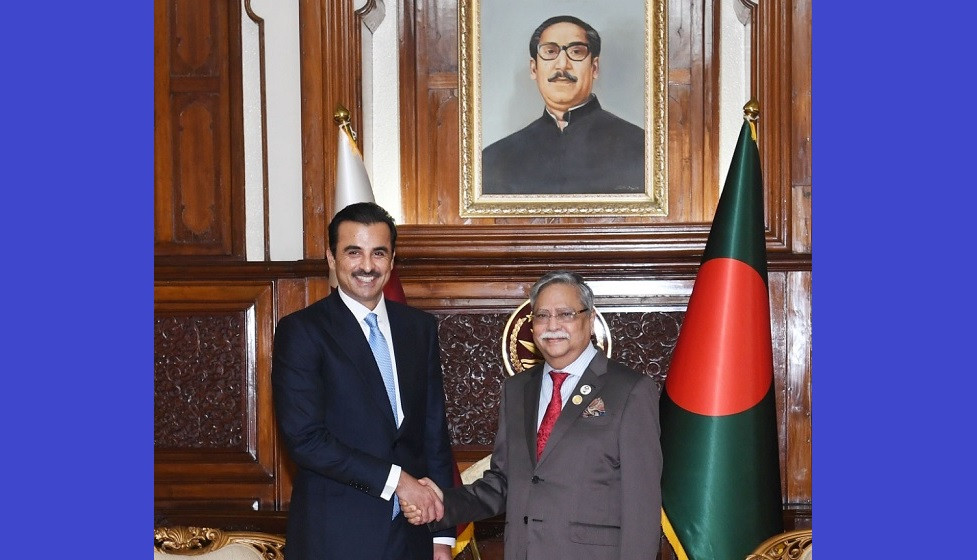 President seeks massive investment from Qatar in SEZs