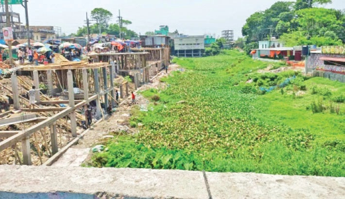 Illegal encroachments continue unabated in Brahmanbaria