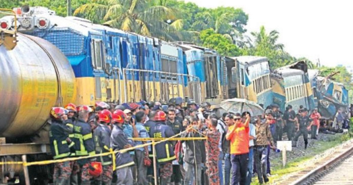 Four injured as two trains collide head-on in Gazipur