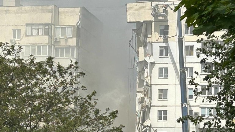 At least 19 killed after Ukraine bombs Russian city