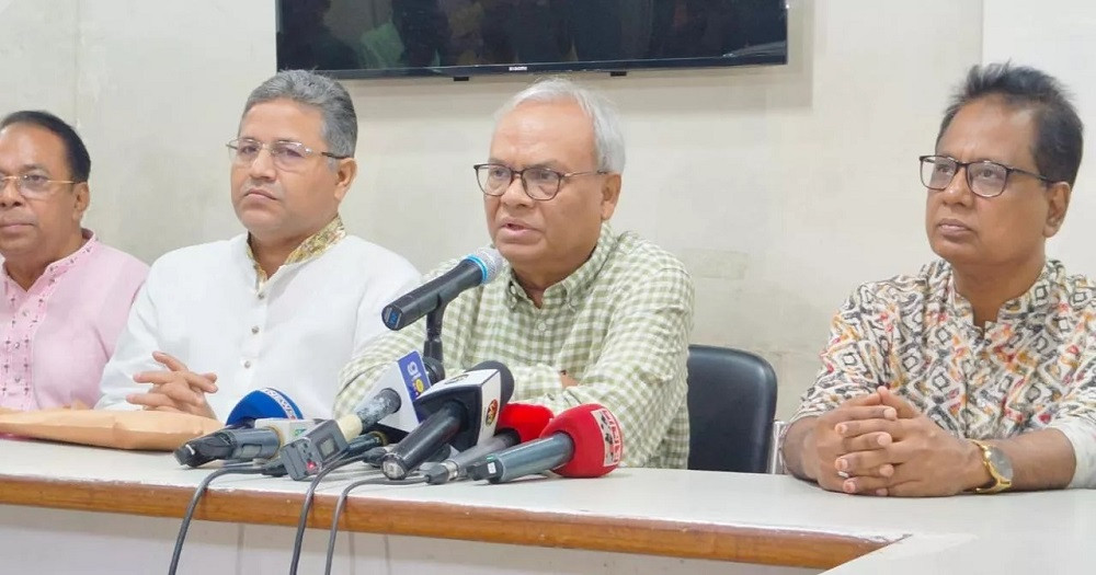 Country's economy sick, fragile: Rizvi