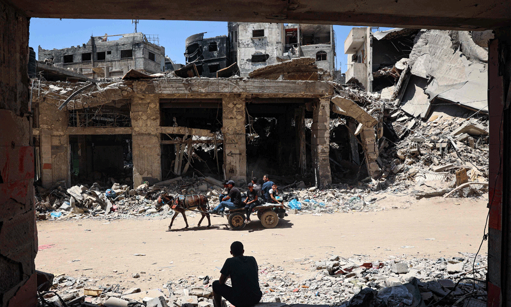 Hamas claims to have taken Israeli soldier 'prisoner'