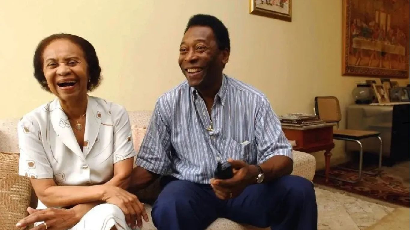 Mother of Brazil's football giant Pele dies at 101