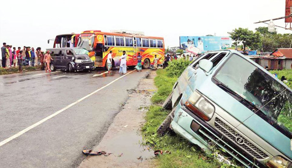 262 lives lost on roads during Eid