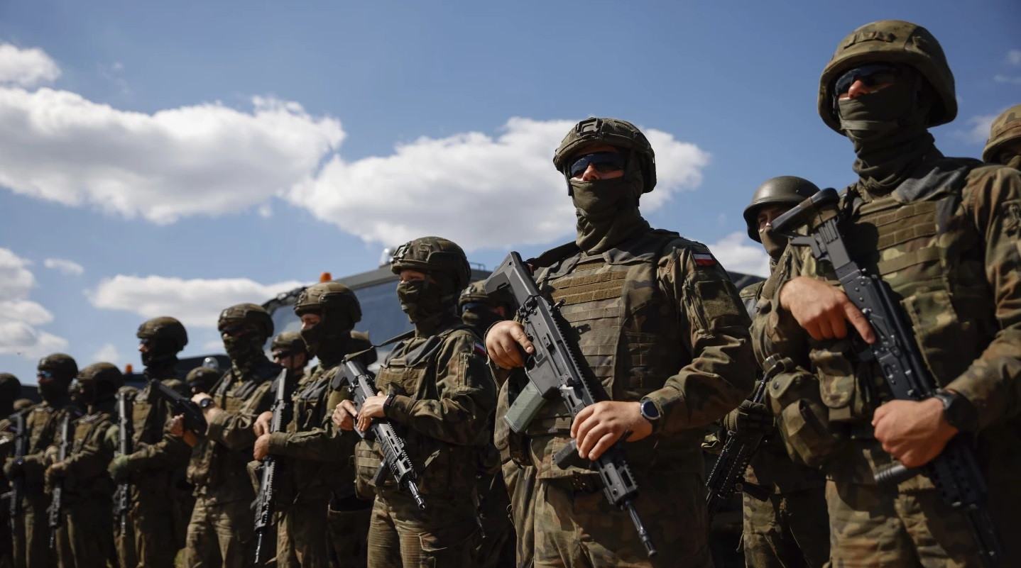 Belarusian military warns of rising tensions on border with Ukraine