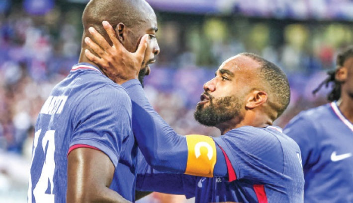 France win over Argentina sparks ugly scenes in grudge match