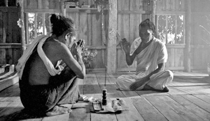 ‘Dear Mother’ screened at Shaheed Minar