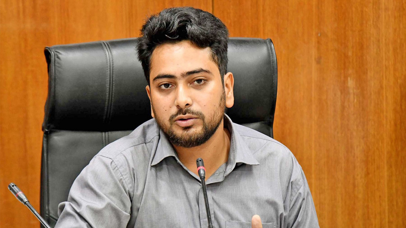 13% of mobile network sites down in flood-affected areas: Adviser Nahid