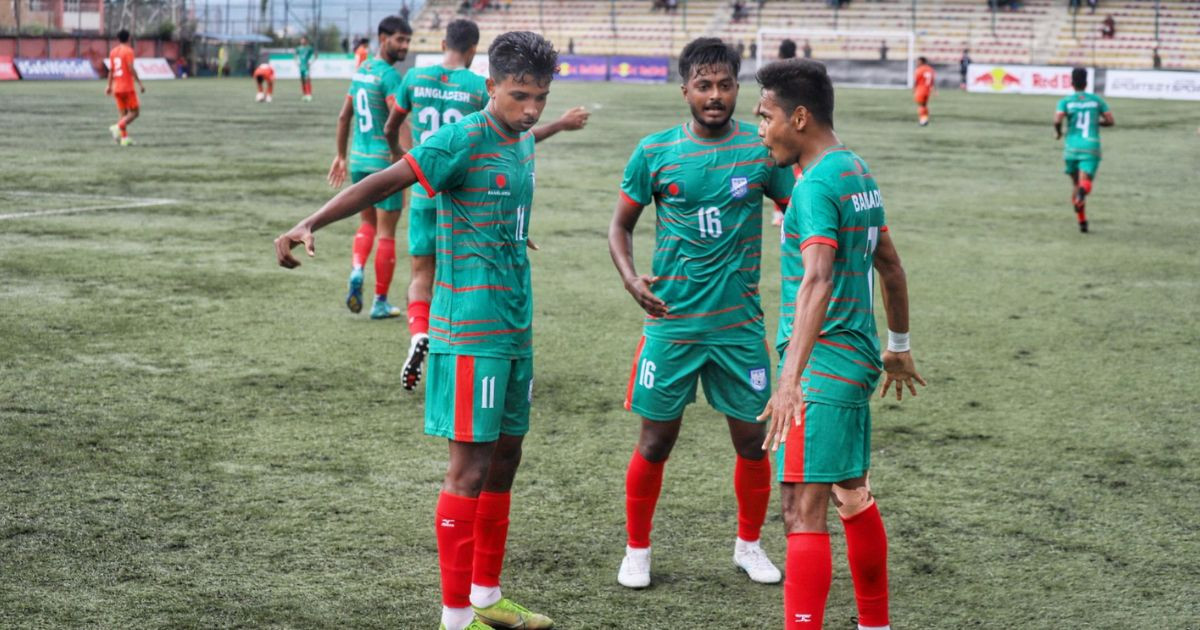 Bangladesh reach final beating India in tie-breaker