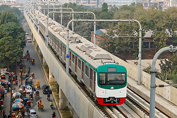 Metro rail to run on Fridays