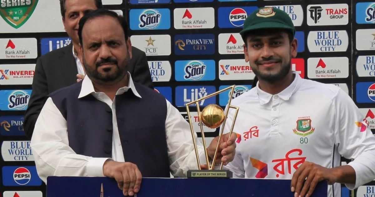 Miraz donates ‘Man of the Series’ award to family of martyred rickshaw puller