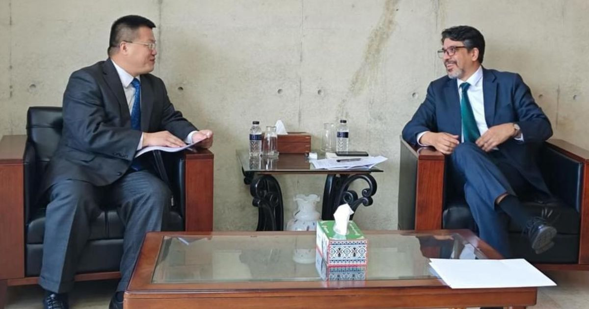 Chinese ambassador meets new foreign secretary