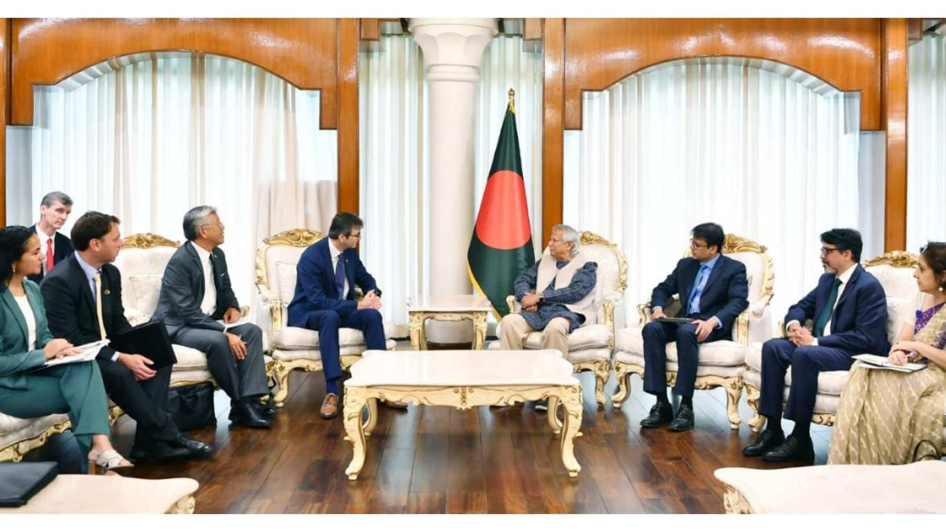 It’s a significant moment for Bangladesh, says Prof Yunus seeking US support to rebuild nation