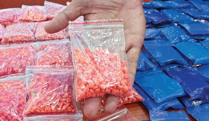 Cop arrested with 35,000 Yaba pills in Cox’s Bazar