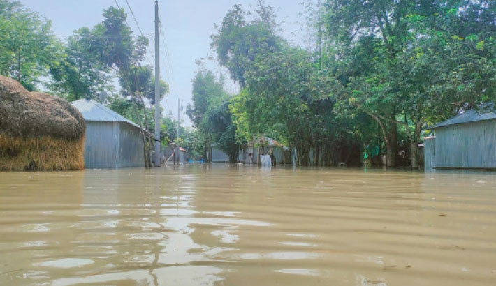 Water levels fall, urgent aid needed