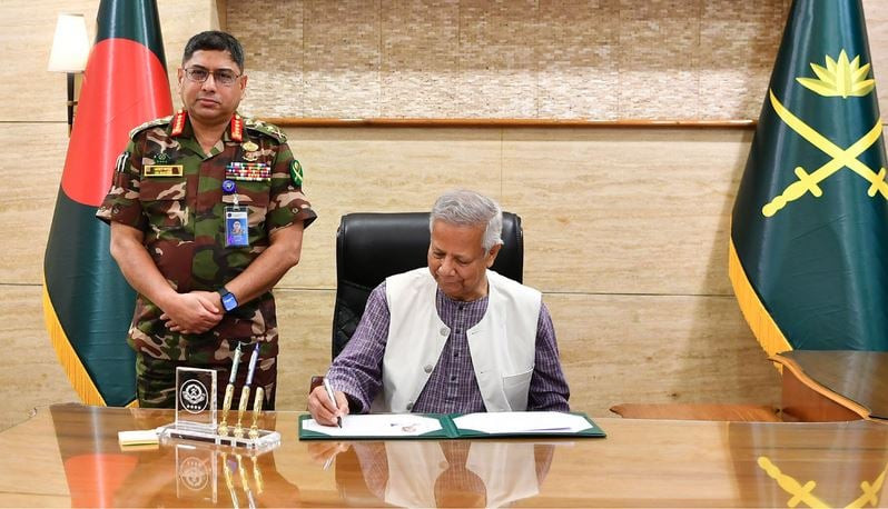 Army again sided with people by helping prevent unrest in Aug: Yunus